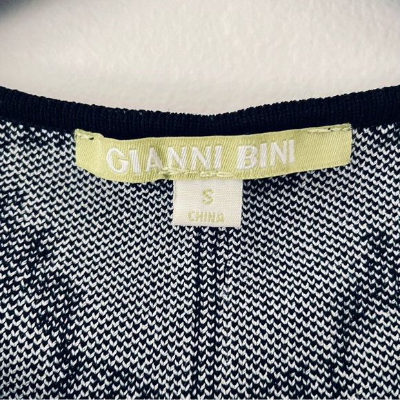 Gianni Bini Black And White Damask Sweater Dress S - Picture 5 of 7